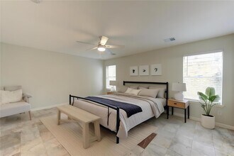 9611 Lasbury Dr in Houston, TX - Building Photo - Building Photo