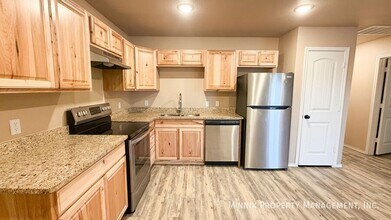 7403 5th St in Lubbock, TX - Building Photo - Building Photo