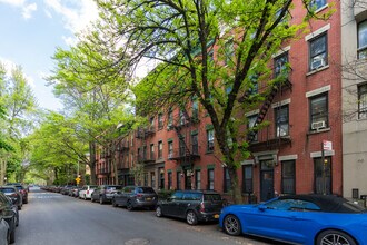 94 Wyckoff St in Brooklyn, NY - Foto de edificio - Building Photo