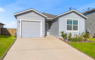 5826 Kendall Pr in San Antonio, TX - Building Photo