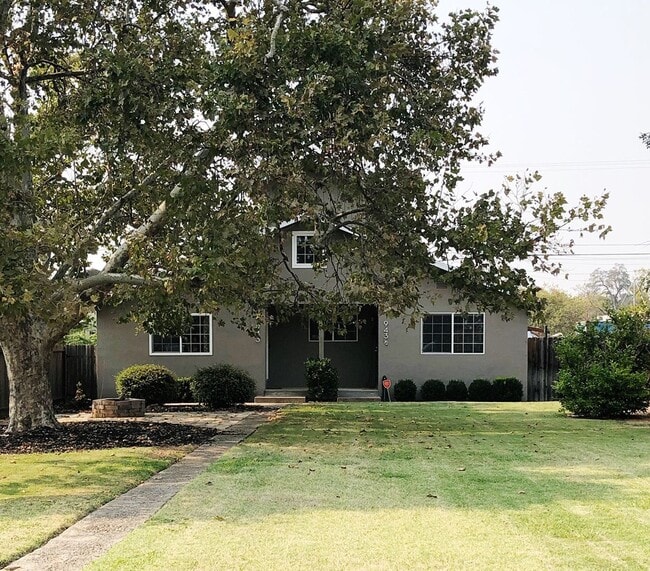 property at 943 Shearer St