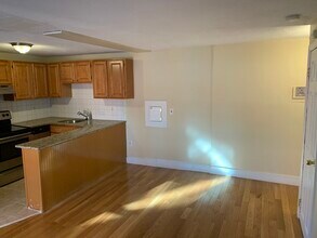 222 Cambridge St in Boston, MA - Building Photo - Building Photo