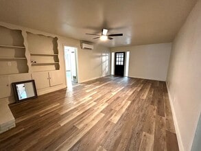 3304 Tom Green St in Austin, TX - Building Photo - Building Photo