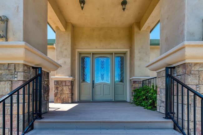3310 Cessna Dr in Cameron Park, CA - Building Photo - Building Photo