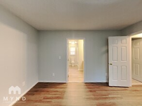 10601 Wood Meadow Dr in Charlotte, NC - Foto de edificio - Building Photo