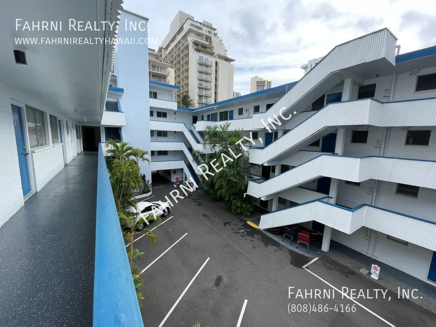 410 Nahua St in Honolulu, HI - Building Photo