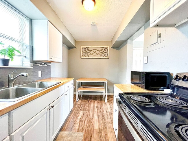 1804 Morgan Ave in Corpus Christi, TX - Building Photo - Building Photo