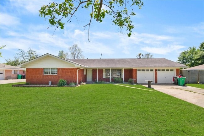 property at 122 Caldwell St