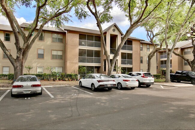 956 Salt Pond Pl in Altamonte Springs, FL - Foto de edificio - Building Photo