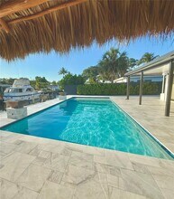 1831 SW 23rd Ave in Fort Lauderdale, FL - Foto de edificio - Building Photo