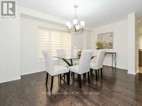 17 Raithby Cres in Ajax, ON - Building Photo - Building Photo