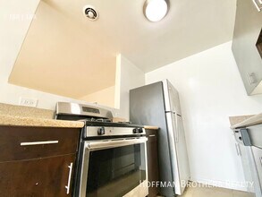 1326 Flores St in West Hollywood, CA - Building Photo - Building Photo