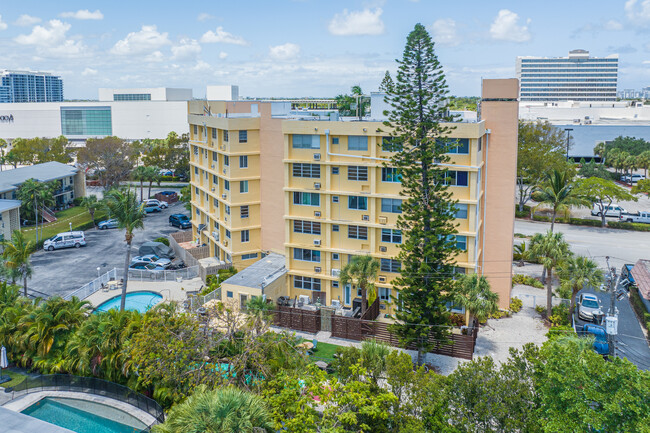 Ocean Sunrise in Fort Lauderdale, FL - Foto de edificio - Building Photo