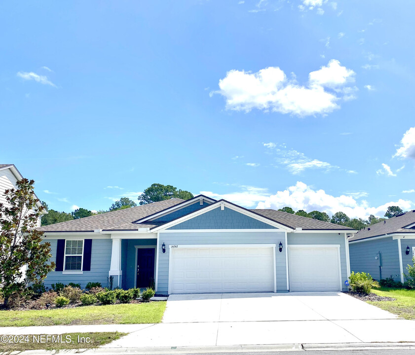 14747 Spring Light Cir in Jacksonville, FL - Foto de edificio