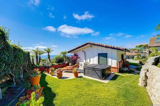 6435 El Camino Del Teatro in San Diego, CA - Building Photo - Building Photo