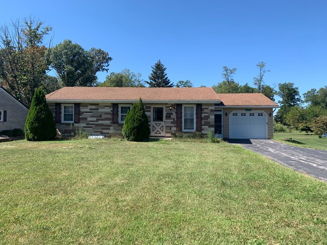 property at 2173 New Franklin Rd