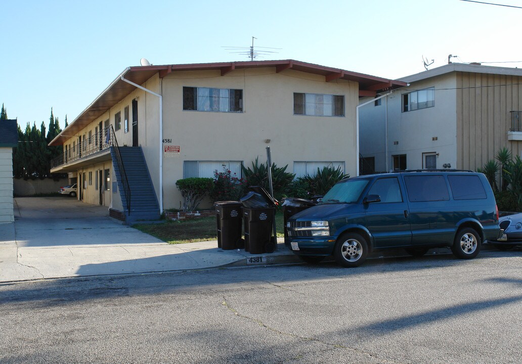 4381 W 134th St in Hawthorne, CA - Foto de edificio