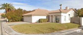 6126 Leaning Rock Ct in North Las Vegas, NV - Building Photo