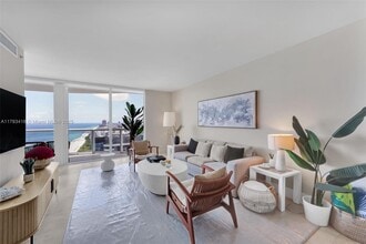 6365 Collins Ave, Unit 3906 in Miami Beach, FL - Building Photo - Building Photo