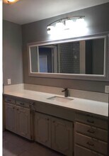 22850 15th St in Santa Clarita, CA - Building Photo - Building Photo