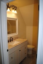 411 Cardinal Dr, Unit 411 Cardinal Loft in Canonsburg, PA - Foto de edificio - Building Photo