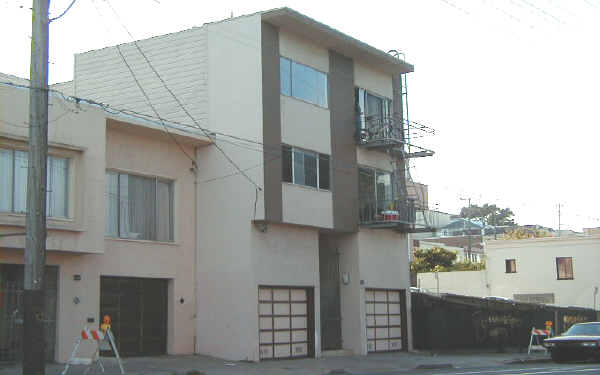 3512 San Bruno Ave in San Francisco, CA - Building Photo - Building Photo