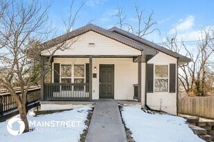 543 Richfield Rd in Liberty, MO - Building Photo