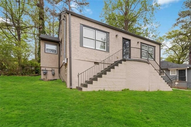 2791 Miles Cir in East Point, GA - Building Photo - Building Photo