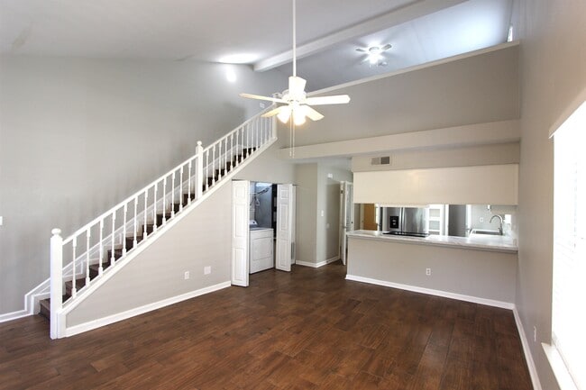 2534 Golden Park Ln in Tallahassee, FL - Building Photo - Building Photo