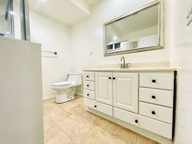 18112 Antonio Ave in Cerritos, CA - Building Photo - Building Photo