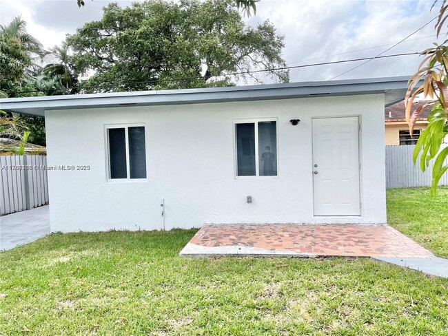 430 NW 51st Ave