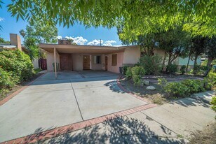 14848 Strathern St in Los Angeles, CA - Building Photo