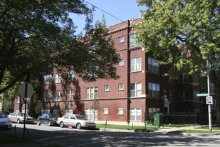 4700 N Monticello Ave Apartments