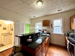 8 Carmel St, Unit 3F in Boston, MA - Building Photo - Building Photo