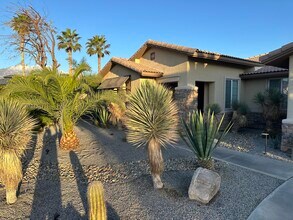 145 Via Solaro in Rancho Mirage, CA - Building Photo - Building Photo