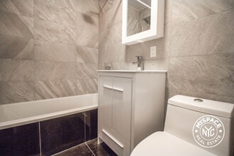493 Prospect Pl, Unit 1 in Brooklyn, NY - Building Photo - Building Photo