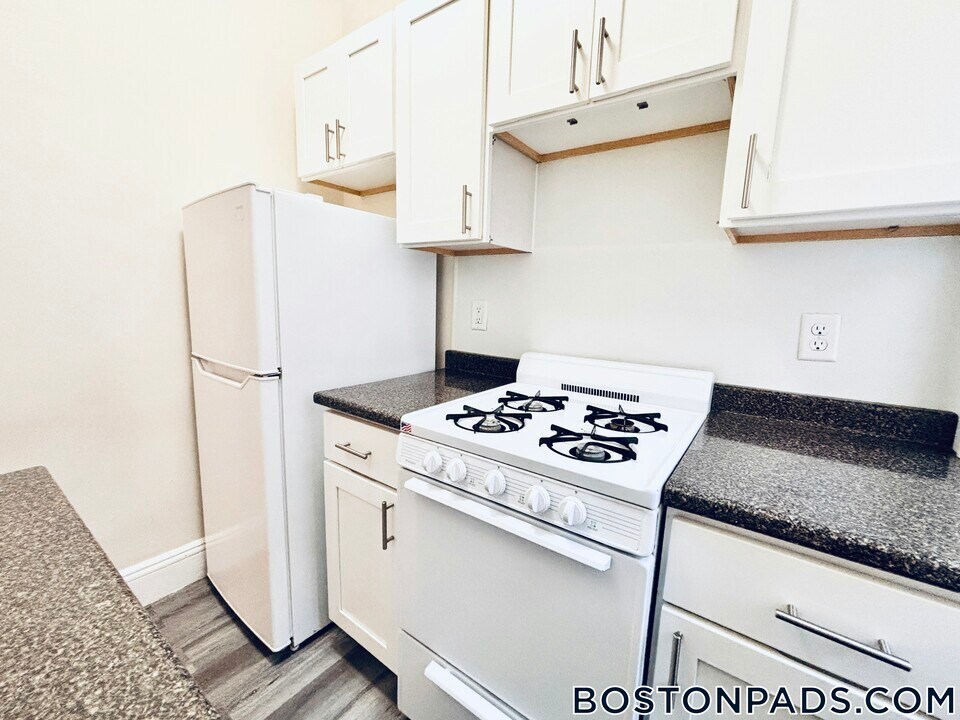 1185 Boylston St in Boston, MA - Building Photo