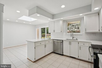 9216 Moultrie Pkwy in Potomac, MD - Building Photo - Building Photo
