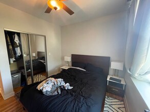 2245 W Barry Ave in Chicago, IL - Building Photo - Building Photo