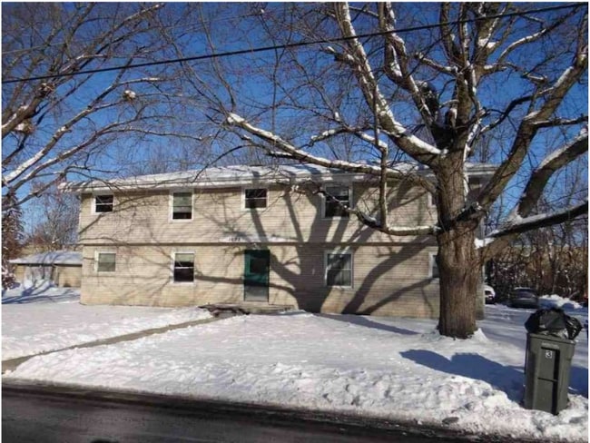 1008 Mary St in Watertown, WI - Building Photo - Building Photo
