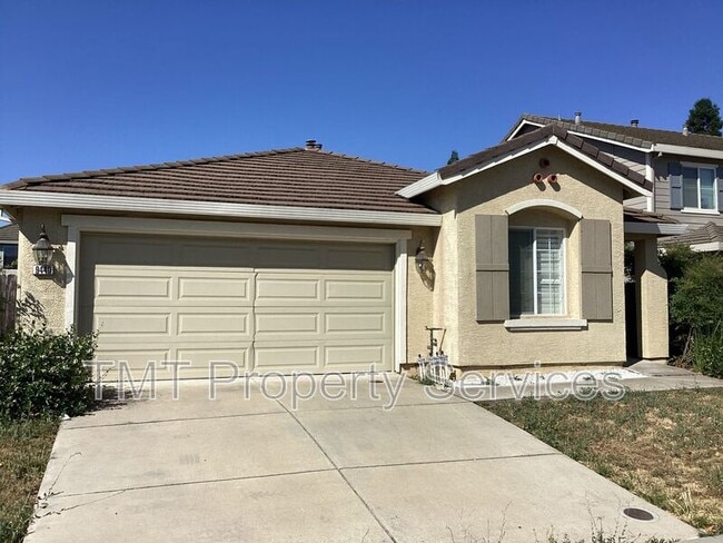 9440 Stone Springs Dr in Elk Grove, CA - Building Photo - Building Photo