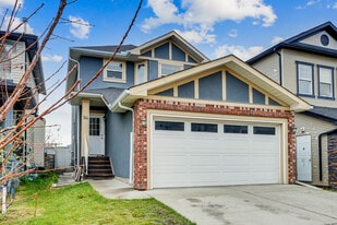 94 Taralake Way NE in Calgary, AB - Building Photo