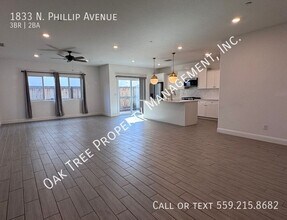 1833 N Phillip Ave in Clovis, CA - Building Photo - Building Photo