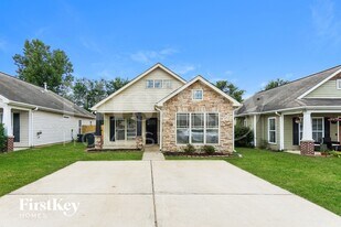 221 Creekstone Tr in Calera, AL - Building Photo