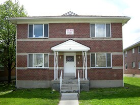 120 Laura Ave, Unit 4