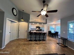 255 S Kyrene Rd in Chandler, AZ - Building Photo - Building Photo