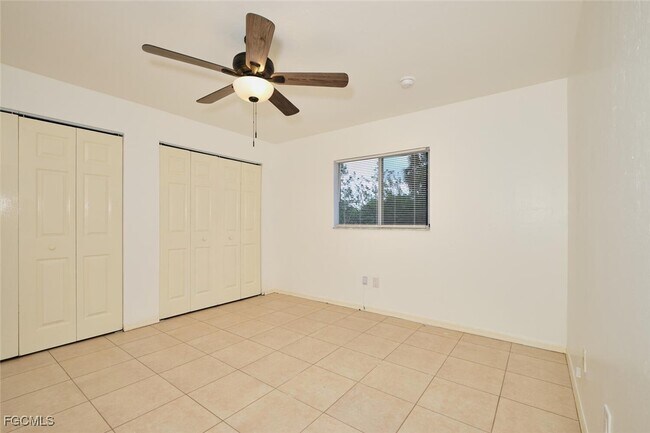 property at 3825 Hollycrest St