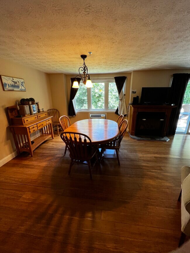 1373 Post Rd Rentals in Wells, ME