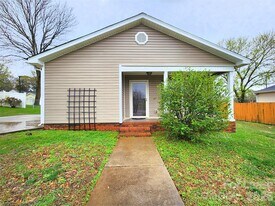 1607 Parkdale Ave in Gastonia, NC - Building Photo