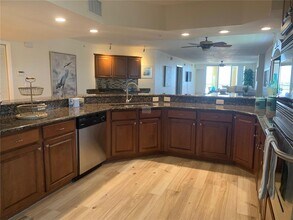 5353 Gulf Blvd in St Pete Beach, FL - Building Photo - Building Photo